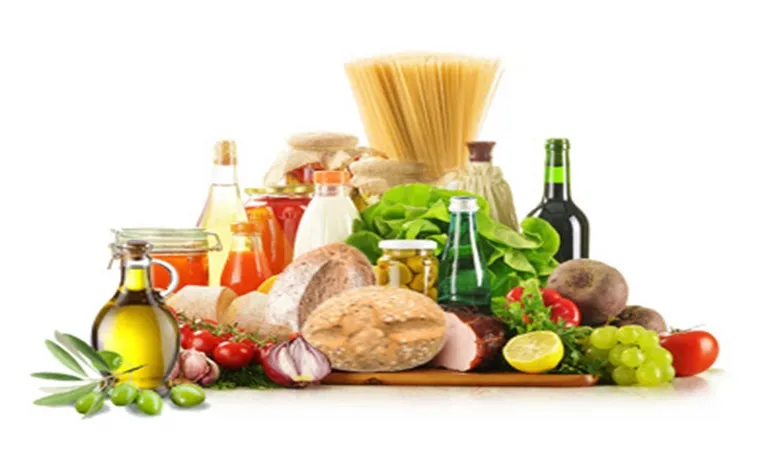 عکس از مواد غذایی مختلف مانند روغن، نان، میوه و سبزیجات